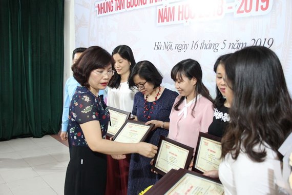 Trao giải cuộc thi “Những tấm gương tâm huyết, sáng tạo học và làm theo lời Bác”