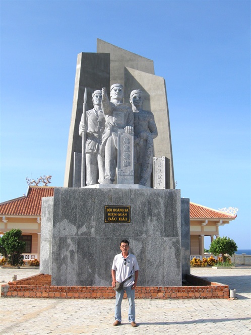 Hoàng Sa trong trái tim những người con của biển: Bài 1: Nơi thịt xương của tổ tiên ở lại