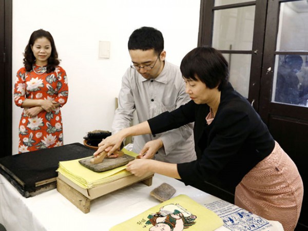Đệ trình UNESCO hồ sơ nghề làm tranh Đông Hồ