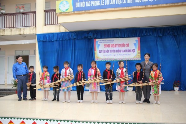 Nỗ lực bảo tồn và phát huy giá trị văn hóa truyền thống vùng biên
