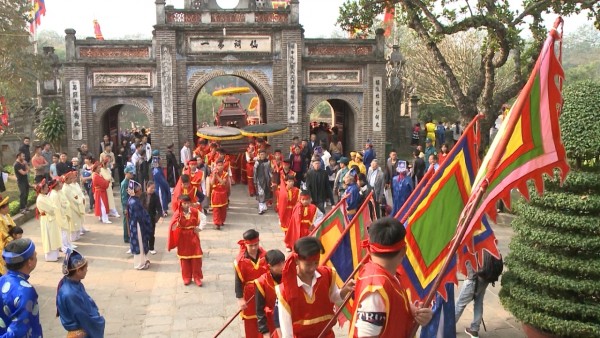 Lễ hội Cổ Loa được tổ chức từ mùng 6 đến hết ngày 18 tháng Giêng