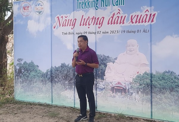 Ông Lê Trung Hiếu - Giám đốc Trung tâm Xúc tiến Thương mại và Đầu tư An Giang phát biểu tại buổi lễ