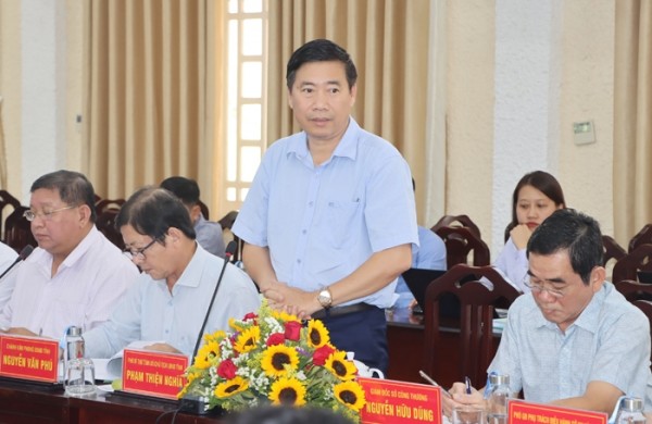 Đồng chí Phạm Thiện Nghĩa - Chủ tịch Uỷ ban nhân dân tỉnh Đồng Tháp phát biểu tại buổi làm việc.