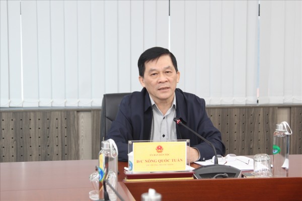 Thứ trưởng, Phó Chủ nhiệm UBDT Nông Quốc Tuấn chủ trì cuộc họp