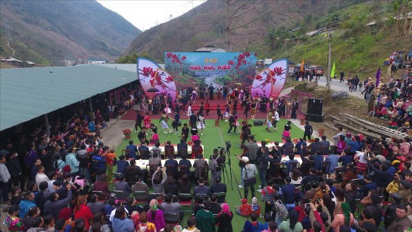 Quang cảnh Lễ hội