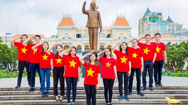 MỘT VÀI SUY NGHĨ VỀ KHÁT VỌNG CỐNG HIẾN,  LẼ SỐNG THANH NIÊN TỪ GÓC ĐỘ LÝ LUẬN