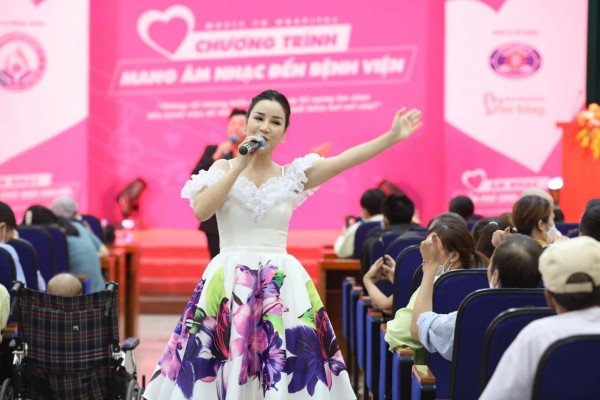 Chương trình "Mang âm nhạc đến bệnh viện" chính thức trở lại