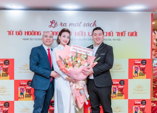Những thông điệp "giữ lửa hôn nhân "được chia sẻ từ cuốn sách "Từ bà hoàng phòng ngủ đến làm chủ thế giới”