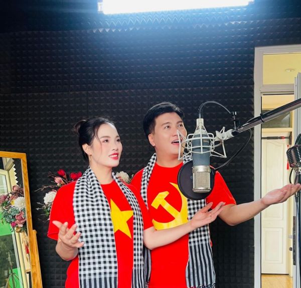 VIÊN HOÀNG GIA RA MẮT ALBUM CA NHẠC “ĐẤT NƯỚC TÌNH YÊU” CHÀO...