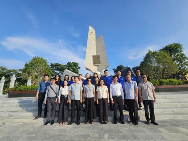 HÀNH TRÌNH VỀ NGUỒN: KHI LỊCH SỬ THẮP SÁNG BẢN LĨNH CÁN BỘ MẶT TRẬN