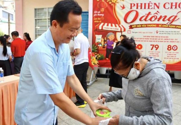Ở ĐÂU CÓ NGƯỜI KHÓ KHĂN, Ở ĐÓ CÓ HỘI CHỮ THẬP ĐỎ