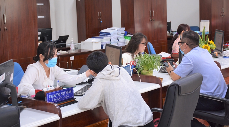 Việc thực hiện báo cáo nhiệm vụ trên phần mềm quản lý nhiệm vụ nhằm tích cực đẩy mạnh thực hiện CCHC trong các cơ quan quản lý nhà nước (Ảnh minh họa: PĐ)